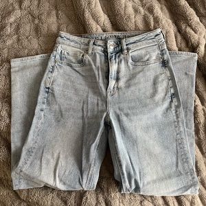 American Eagle Mom Jeans